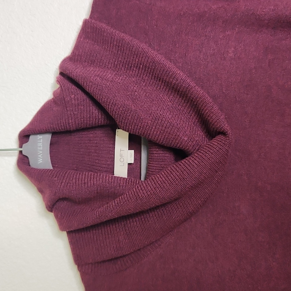 Loft cowl neck sweater, size small‎ - Picture 4 of 5